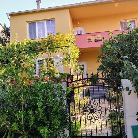Apartments Mira Biograd Na Moru Exterior photo