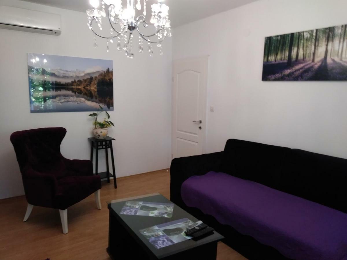 Apartments Mira Biograd Na Moru Exterior photo